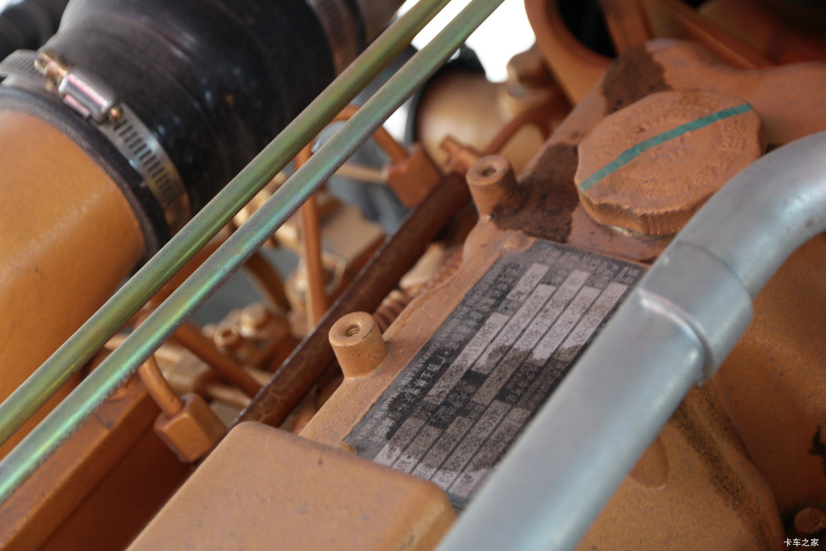 ���� ����T20 150���� 4X2 3.7����ж��(��160���̶�)(EQ3041L8GDAAC)����                                                