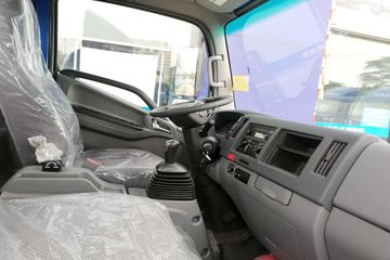 ���� ˧��Q6 130���� 4.12�׵�����ʽ�ῨͼƬ