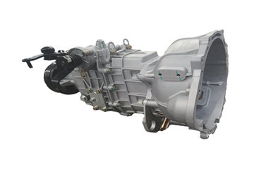 万里扬MG70(4.61) 5挡 手动挡变速箱