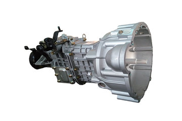 万里扬MG523 5挡 手动挡变速箱