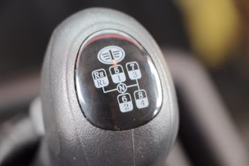 һ����� J6L�п� �ʻݰ� 180���� 7.7����ʽ�ػ���ͼƬ