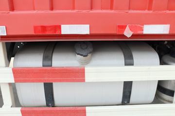 һ����� J6L�п� �ʻݰ� 180���� 7.7����ʽ�ػ���ͼƬ