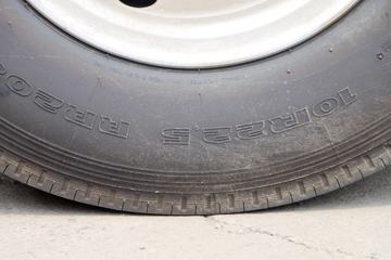 һ����� J6L�п� �ʻݰ� 180���� 7.7����ʽ�ػ���ͼƬ