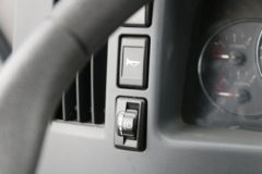 江淮 骏铃V9L 170马力 6.8米栏板载货车(HFC1181P3K1A53S6V)