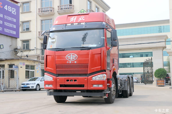 一汽解放 J6P重卡 460马力 6X4危险品牵引车(CA4250P66K24T1A1E5Z)