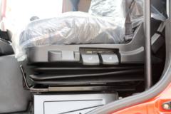 一汽解放 J6P重卡 重载型 460马力 6X4牵引车(CA4250P66K24T1AE5)