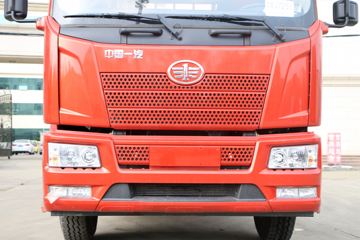 һ����� J6L�п� 2018�� �ʻݰ� 180���� 4X2 6.75�������ػ���(CA1180P62K1L4E5)ͼƬ