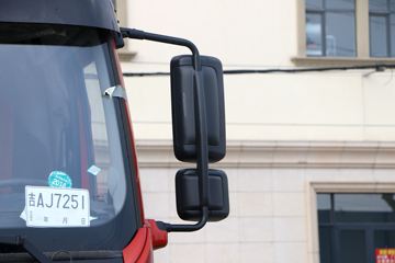 һ����� J6L�п� 2018�� �ʻݰ� 180���� 4X2 6.75�������ػ���(CA1180P62K1L4E5)ͼƬ