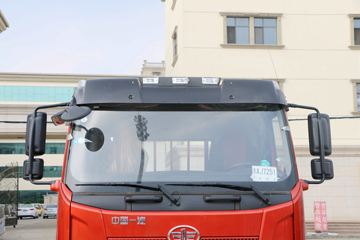 һ����� J6L�п� 2018�� �ʻݰ� 180���� 4X2 6.75�������ػ���(CA1180P62K1L4E5)ͼƬ