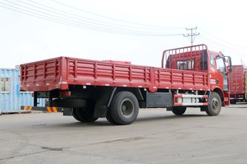 һ����� J6L�п� 2018�� �ʻݰ� 180���� 4X2 6.75�������ػ���(CA1180P62K1L4E5)ͼƬ