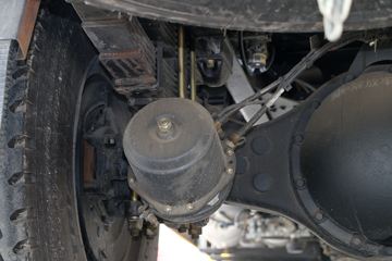 һ����� J6L�п� 2018�� �ʻݰ� 180���� 4X2 6.75�������ػ���(CA1180P62K1L4E5)ͼƬ