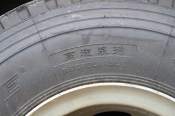 һ����� J6L�п� 2018�� �ʻݰ� 180���� 4X2 6.75�������ػ���(CA1180P62K1L4E5)ͼƬ