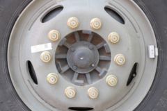 一汽解放 J6L中卡 2018款 质惠版 180马力 4X2 6.75米栏板载货车(CA1180P62K1L4E5)