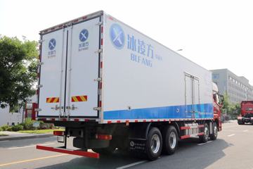 �ൺ��� JH6 400���� 8X4 9.4����س�(CA5310XLCP25K2L7T4E5A80)ͼƬ