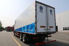 青岛解放 JH6 400马力 8X4 9.4米冷藏车(CA5310XLCP25K2L7T4E5A80)