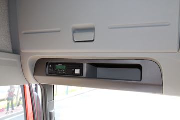 �ൺ��� JH6 400���� 8X4 9.4����س�ͼƬ
