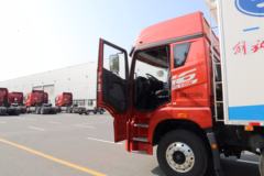 青岛解放 JH6 400马力 8X4 9.4米冷藏车(CA5310XLCP25K2L7T4E5A80)
