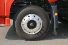 青岛解放 JH6 400马力 8X4 9.4米冷藏车(CA5310XLCP25K2L7T4E5A80)