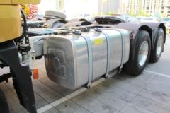 华菱 汉马H7重卡 460马力 6X4牵引车(HN4252H46C4M5)