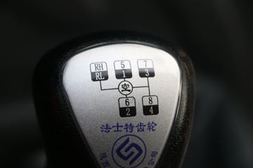 �ൺ��� ��V�ؿ� 260���� 6X2 9.5����������ʽ�ػ���(CA5250XYKP1K2L7T3E5A80)ͼƬ