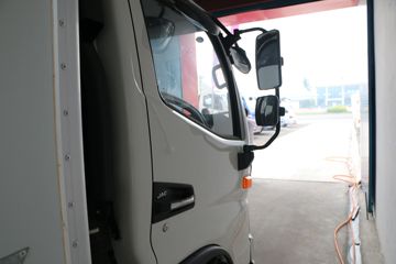 ���� ����V6 156���� 4.15�׵�����ʽ�ῨͼƬ