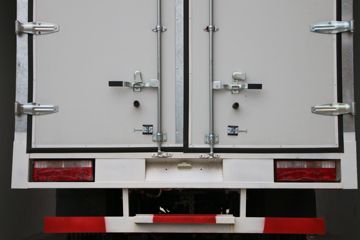 ���� ����V6 156���� 4.15�׵�����ʽ�ῨͼƬ