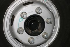 江淮 骏铃V6 156马力 4.15米单排厢式轻卡(HFC5071XXYP91K1C2V)