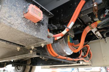 ��� J6F 4.5T 4.21�׵��Ŵ��綯��ʽ�Ῠ(CA5040XXYP40LBEVA83)82.43kWhͼƬ