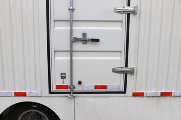 ��� J6F 4.5T 4.21�׵��Ŵ��綯��ʽ�Ῠ(CA5040XXYP40LBEVA83)82.43kWhͼƬ