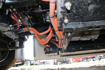 ��� J6F 4.5T 4.21�׵��Ŵ��綯��ʽ�Ῠ(CA5040XXYP40LBEVA83)82.43kWhͼƬ