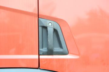 �ൺ��� ��VH�п� 180���� 4X2 6.75�ײ�դʽ�ػ���(���)ͼƬ