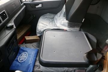 �ൺ��� ��VH�п� 180���� 4X2 6.75�ײ�դʽ�ػ���(���)ͼƬ