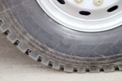 青岛解放 龙VH中卡 180马力 4X2 6.75米仓栅式载货车(大柴)(CA5189CCYPK2L2E5A80)