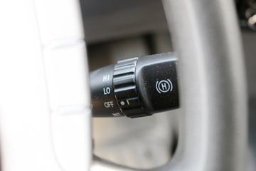 �ൺ��� ��VH�п� �Ϸ��� 180���� 4X2 6.65�ײ�դʽ�ػ���(CA5189CCYPK2L2E5A80)ͼƬ