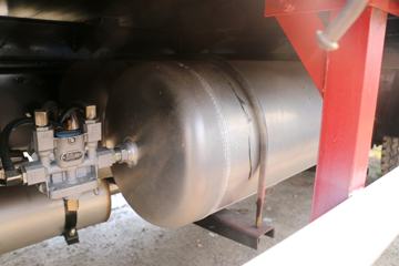 �ൺ��� ��VH�п� �Ϸ��� 180���� 4X2 6.65�ײ�դʽ�ػ���(CA5189CCYPK2L2E5A80)ͼƬ