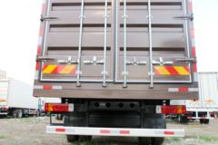 青岛解放 龙VH中卡 南方版 180马力 4X2 6.65米仓栅式载货车(CA5189CCYPK2L2E5A80)