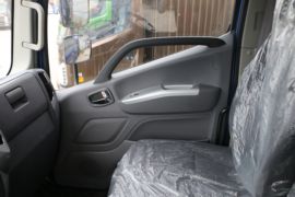 瑞沃ES3&nbsp;自卸车驾驶室                                               图片