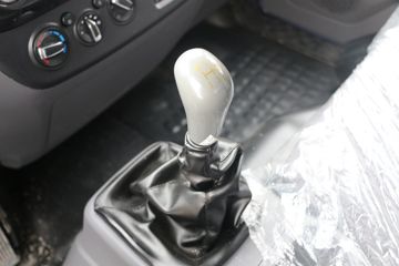 ���� ����ES3 130���� 4X2 3.8����ж��ͼƬ