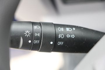 ���� ����ES3 130���� 4X2 3.8����ж��ͼƬ