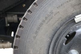 瑞沃ES3&nbsp;自卸车底盘                                                图片