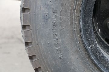 ���� ����ES3 130���� 4X2 3.8����ж��ͼƬ