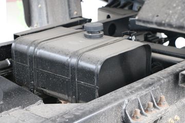 ���� ����ES3 130���� 4X2 3.8����ж��ͼƬ