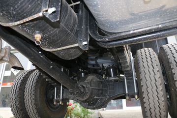 ���� ����ES3 130���� 4X2 3.8����ж��ͼƬ