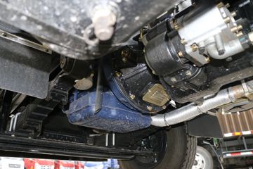 ���� ����ES3 130���� 4X2 3.8����ж��ͼƬ