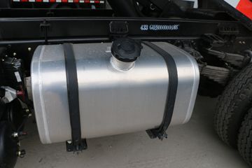 ���� ����ES3 130���� 4X2 3.8����ж��ͼƬ