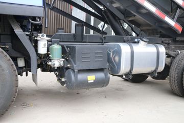 ���� ����ES3 130���� 4X2 3.8����ж��ͼƬ