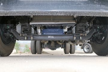 ���� ����ES3 130���� 4X2 3.8����ж��ͼƬ