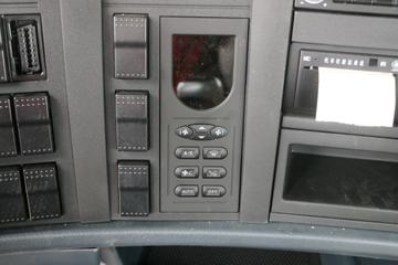 �й����� HOWO T7H�ؿ� 440���� 6X4ǣ����(����12��)ͼƬ