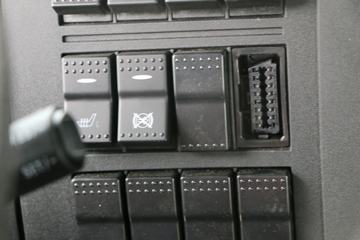 �й����� HOWO T7H�ؿ� 440���� 6X4ǣ����(����12��)ͼƬ