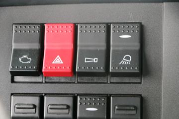 �й����� HOWO T7H�ؿ� 440���� 6X4ǣ����(����12��)ͼƬ